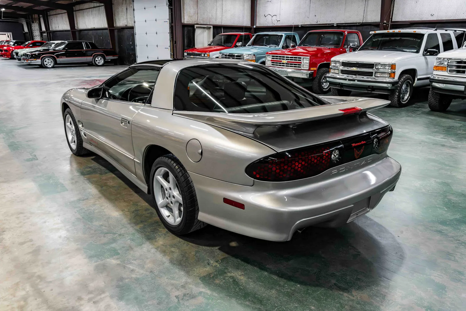 2000-Pontiac-Firehawk-Pewter Metallic-2G2FV22G2Y2149686-35.jpg